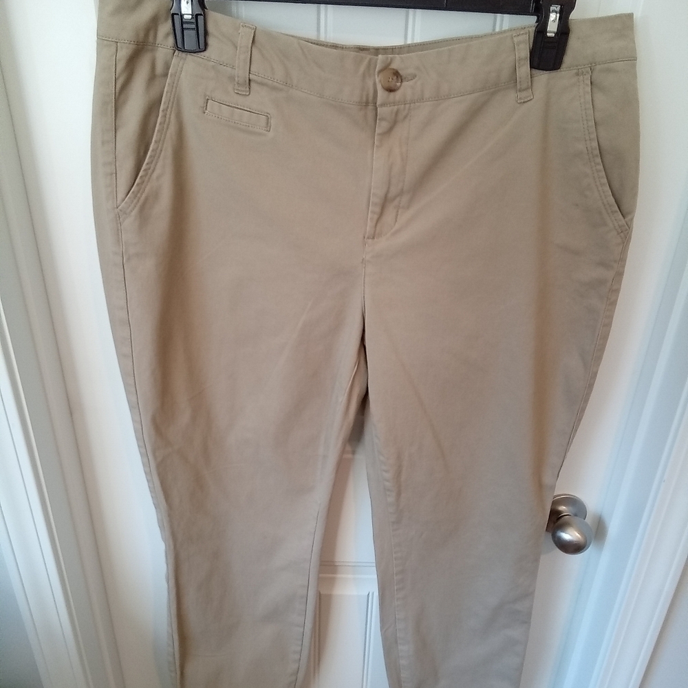 Aeropostale Plus Size 18 Short Tan Flat Front Straight Leg Chino Pants